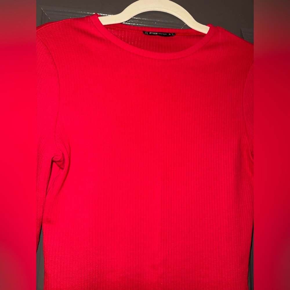 Red Ribbed Bodycon Dress - Picture 3 of 4